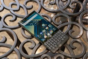 BlackBerry-KEY2-Lite-aka-Luna-allegedly-leaks-out-should-be-cheaper-than-the-regular-KEY2