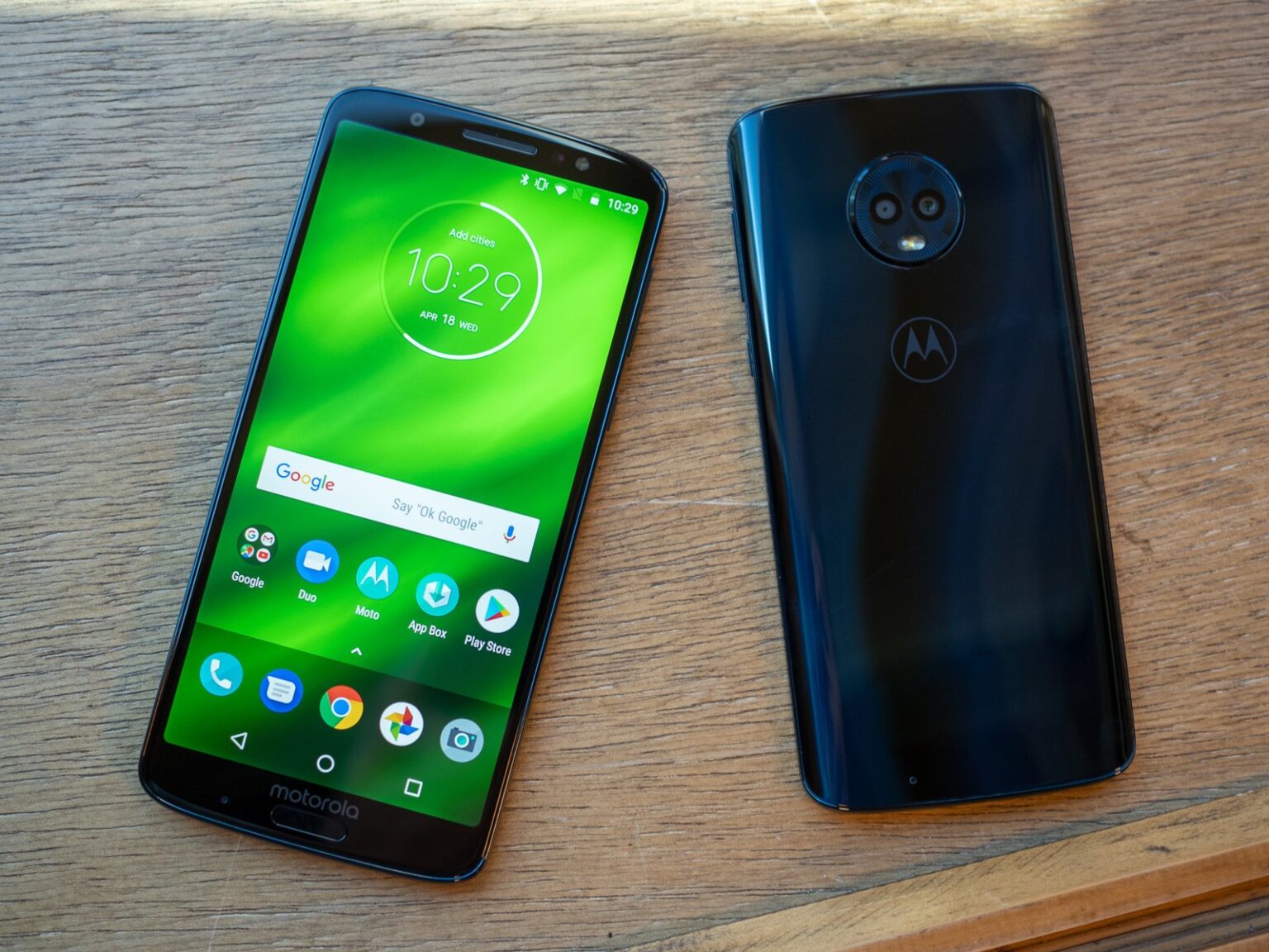 Moto g6 plus front g6 back