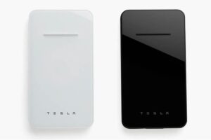 Elusive-Tesla-Wireless-Charger-will-be-back-in-stock-soon-at-a-discounted-price.jpg