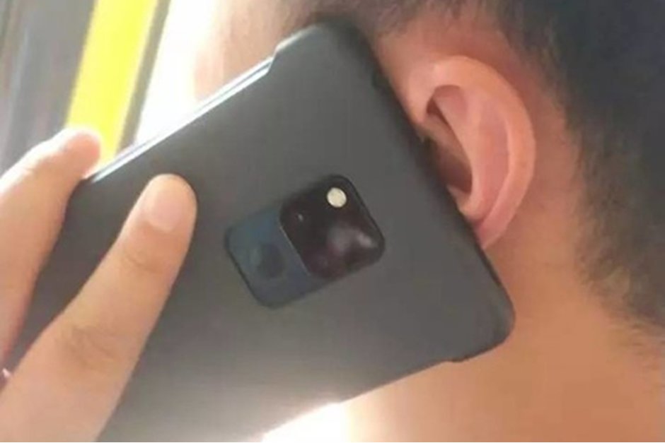 Alleged Huawei Mate 20x Leaks In Live Pictures.jpg