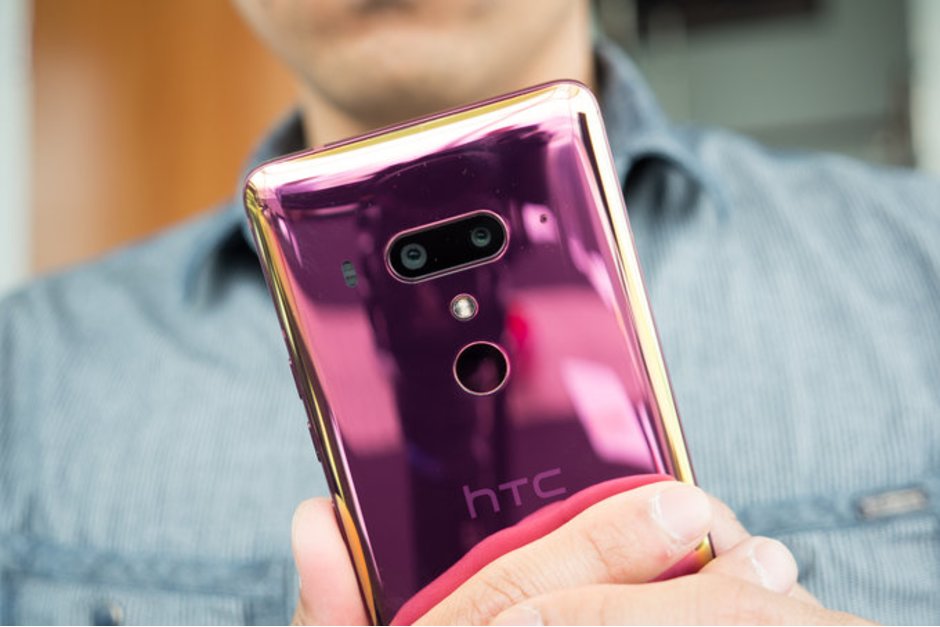 Htcs Blockchain Phone Could Look Just Like A Transparent Htc U12