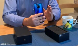 mate-20-pro-early-unboxing-credit-deleted-280.jpg