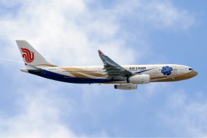 Air_China_Airbus_A330-200_MEL_Nazarinia