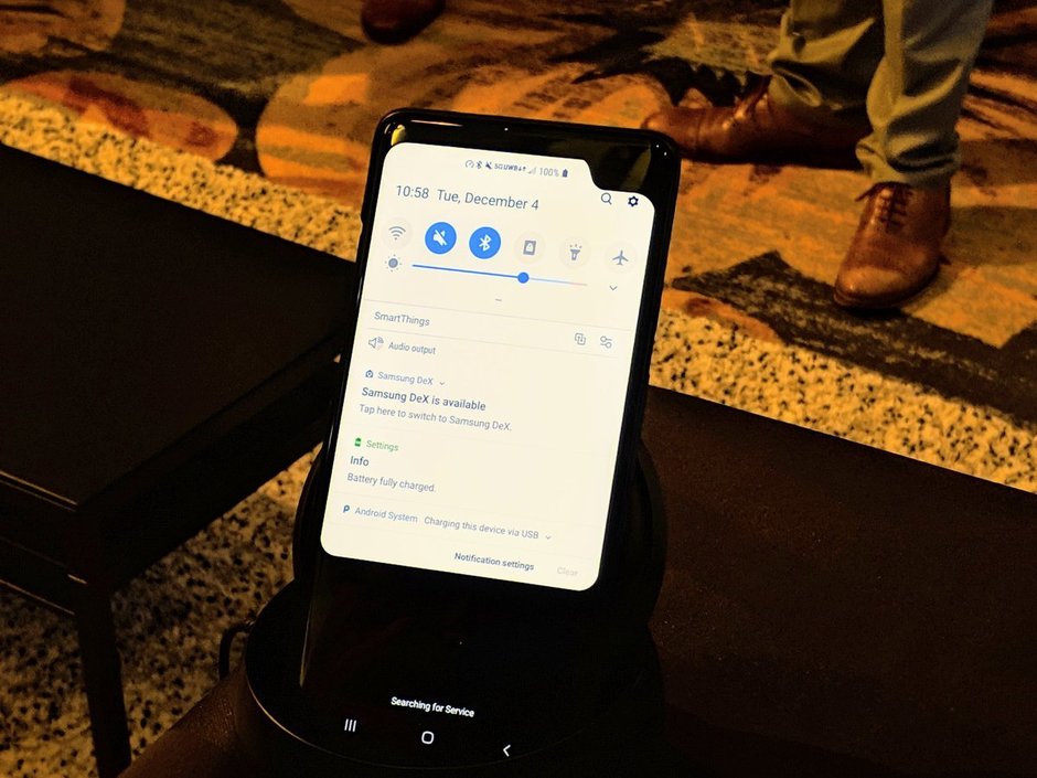 Samsung-5G-demo-phone.jpg