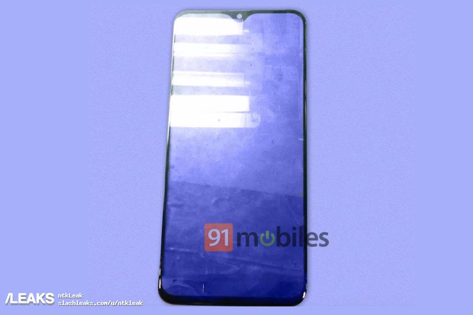 Galaxy M20 Front Panel Leak (1).jpg