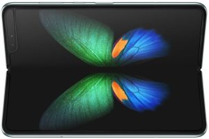 samsung-galaxy-fold-final-711x473-1 (1).jpg