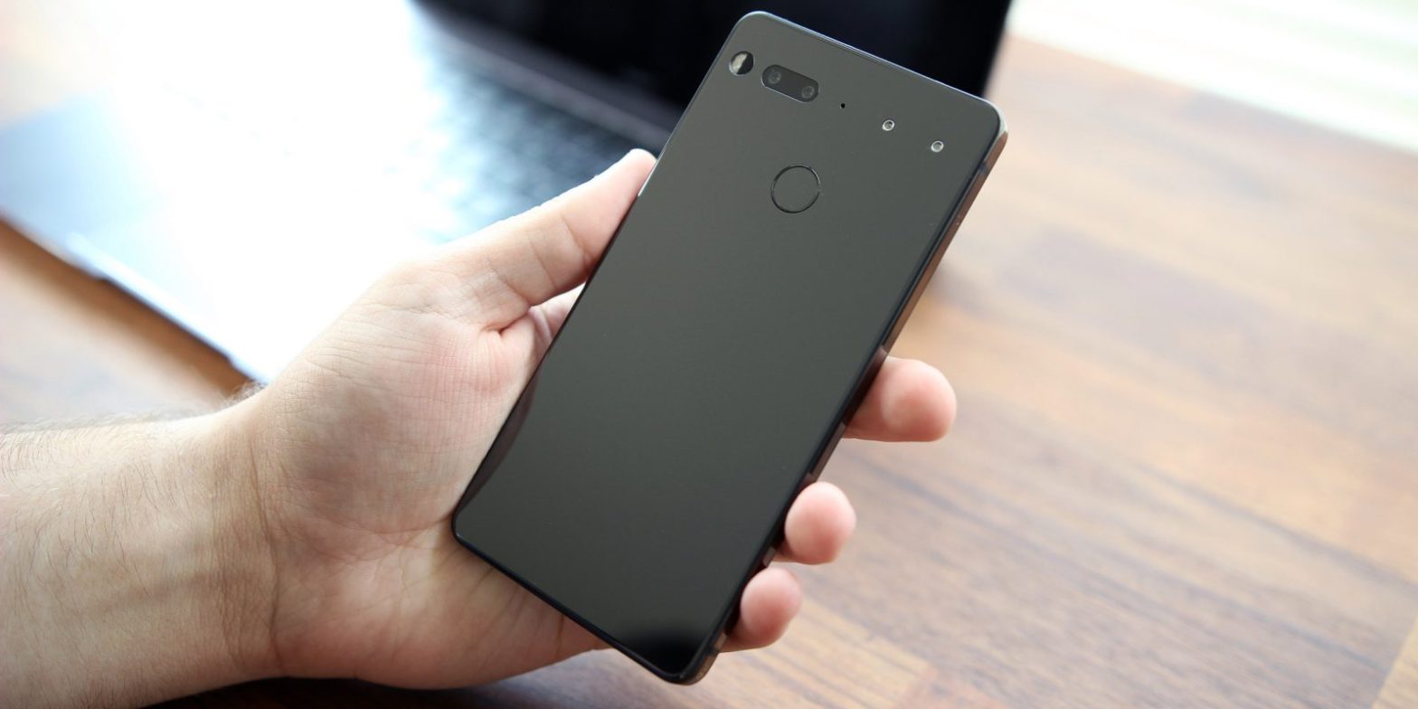 Essential Phone 1.jpg