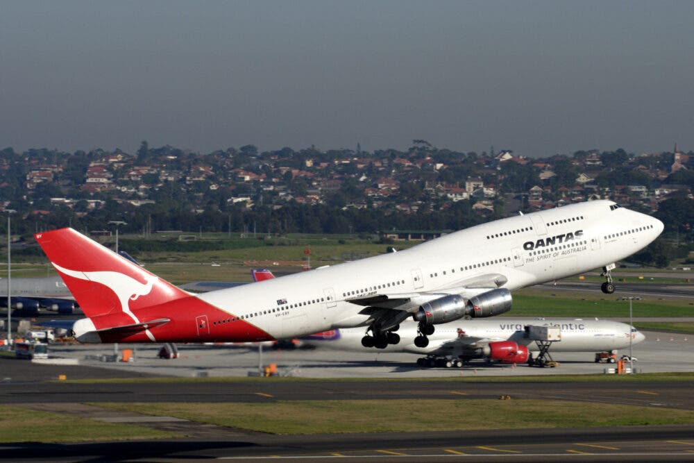 747 300 Take Off 1000x667 1