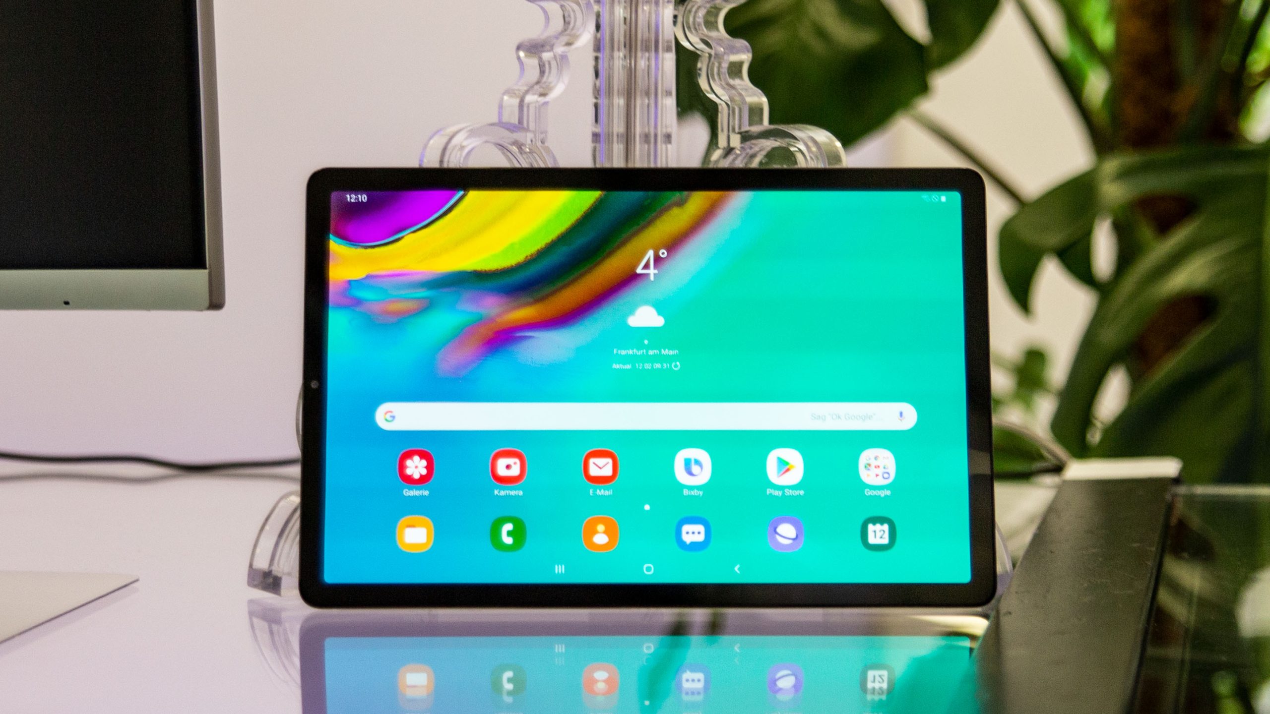 samsung-galaxy-tab-s5e-front3.jpg