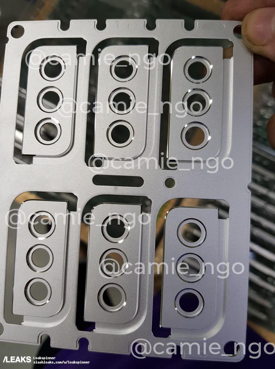 Samsung Galaxy S21 Rear Camera Housing Leaks Out (1).jpg