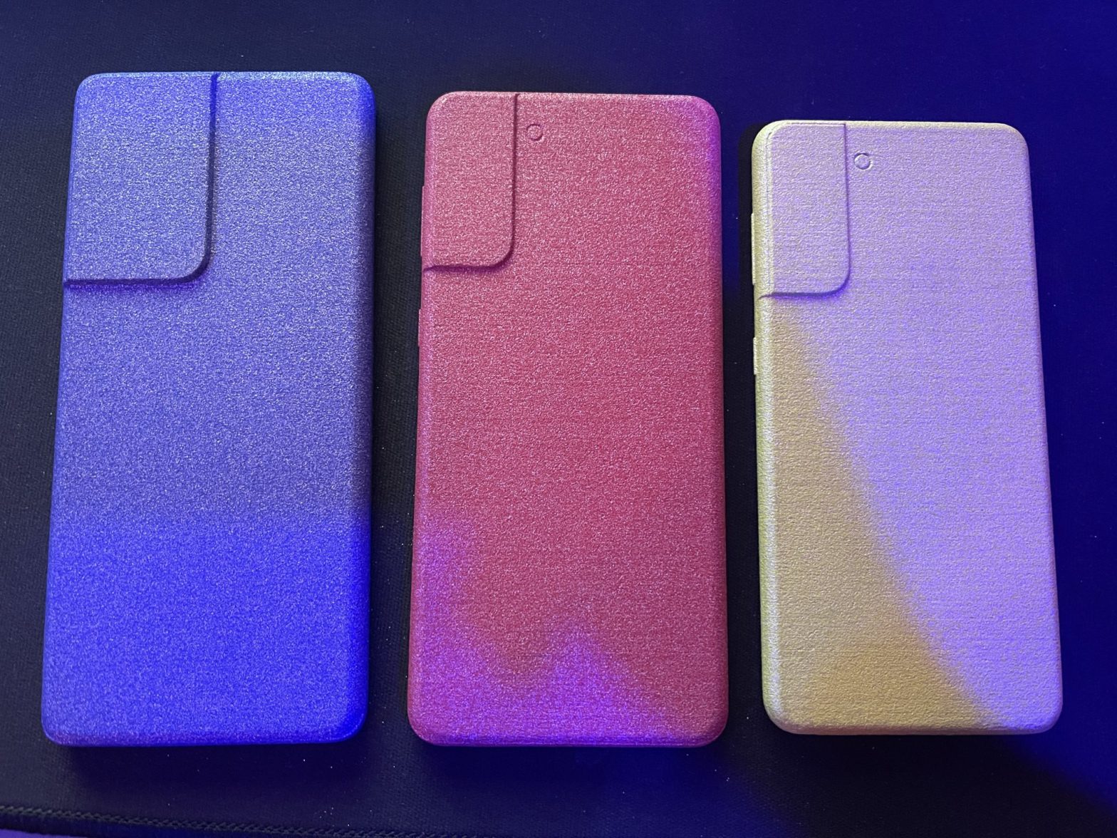 Storleken för Samsung Galaxy S21- serien kan ha läckt ut via ny bild