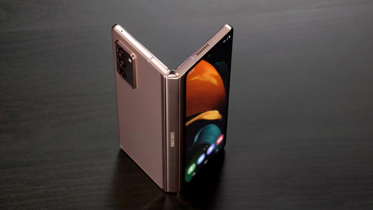 Samsung Galaxy Z Fold 3 kommer med största sannolikhet få kameran gömd under skärmen trots allt