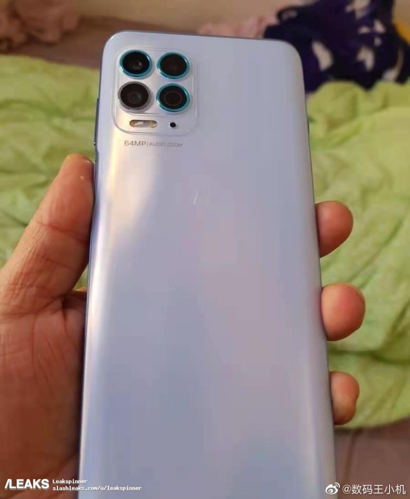 Motorola nio hands on pictures leaked 57.jpg