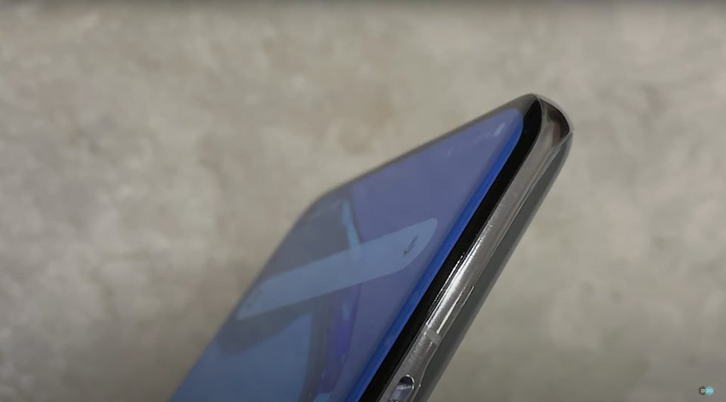 OnePlus 9 och 9 Pro kommer med 4500 mAh batterier och laddare i lådan