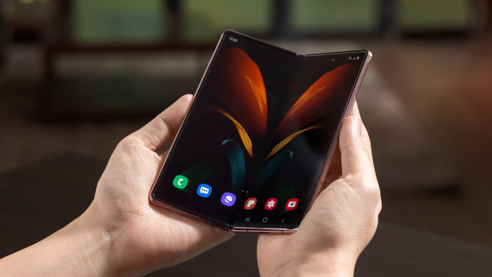 Samsung Galaxy Z Fold 2 Web Top (1).jpg