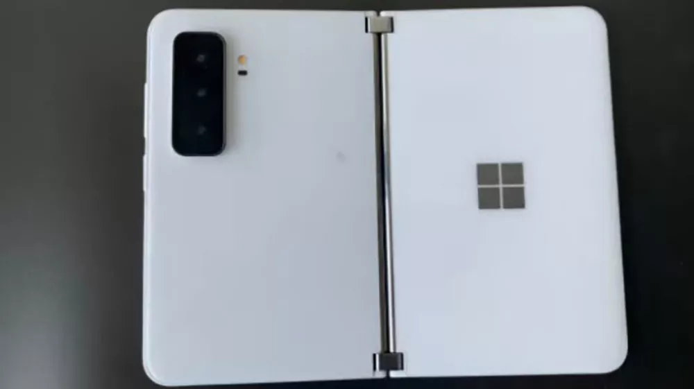 Microsoft Surface Duo 2 Leak 1000x561.jpg.webp