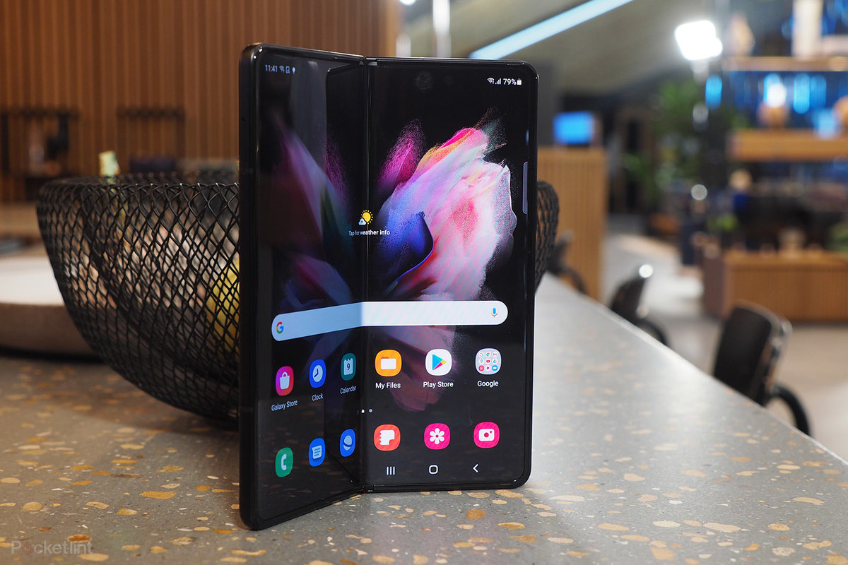 157961 Phones Review Hands On Samsung Galaxy Z Fold 3 Review Image1 Coz70vermc (1)