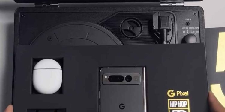 Google Pixel Fold ”Hip-Hop 50” Edition är här!