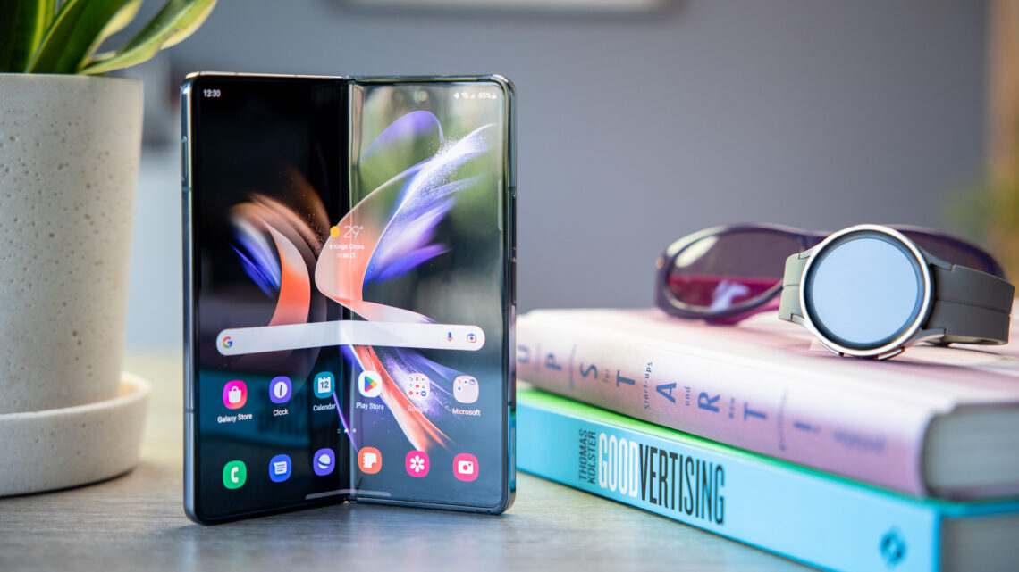 Rykte: Samsung rädda för kinesisk foldable-konkurrens globalt, kan släppa Galaxy Z Fold6 med billigare specifikationer