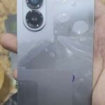 Samsung Galaxy Z Fold7 fastnar på ny bild