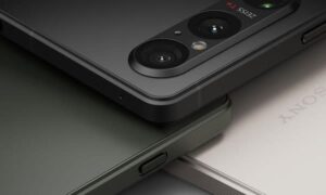 sony-xperia-1-v-close-up-of-three-xperia-1-v-phones