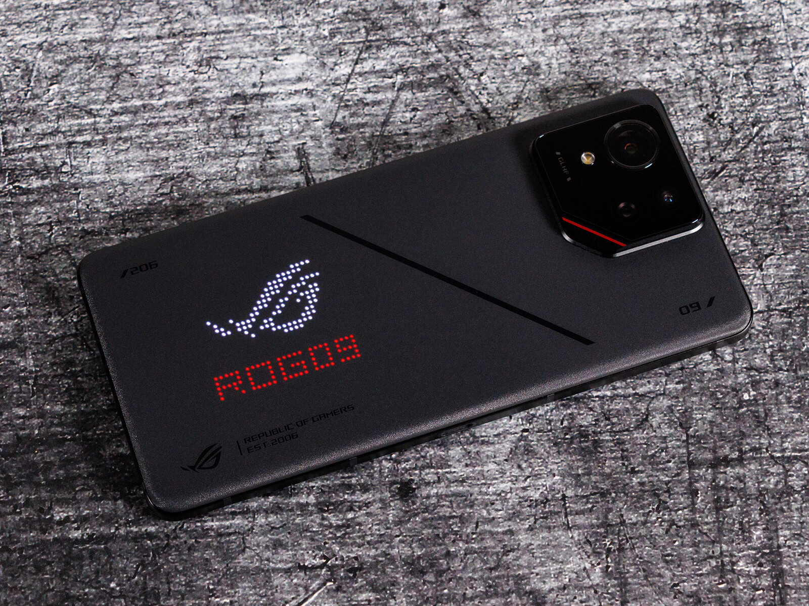Det blir ingen ny ASUS ROG Phone det här året