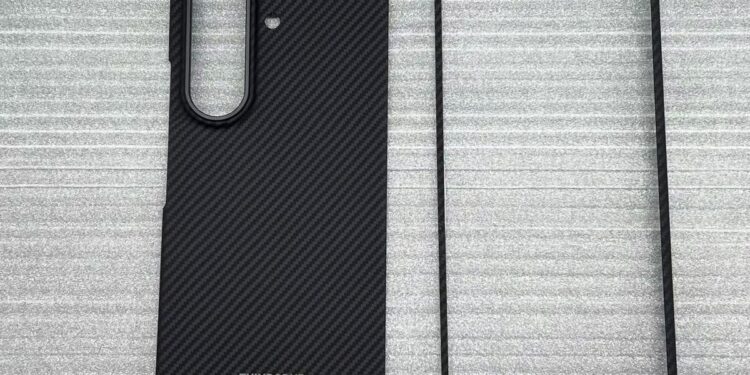 Skal till Samsung Galaxy Z Fold 8 Ultra påträffade